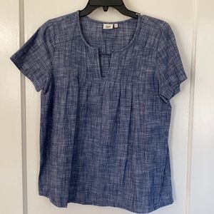 True Craft - Denim shirt. Size medium. NWOT